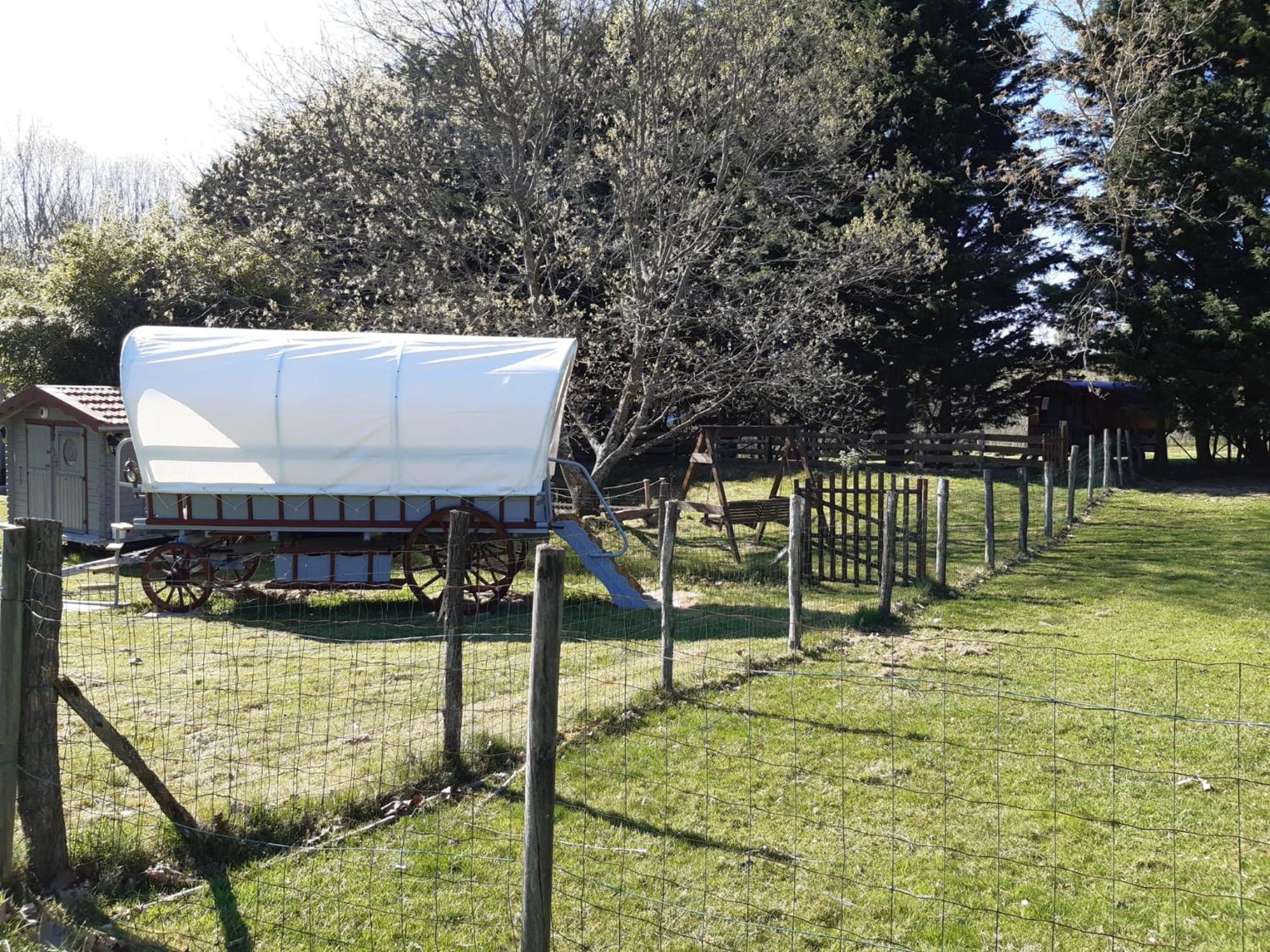 Tente Trappeur Ada, Au Jardin De La Vouivre Saint-Vincent-en-Bresse Esterno foto